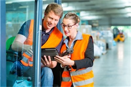 人海戰(zhàn)術(shù)揀貨？不！倉(cāng)儲(chǔ)管理系統(tǒng)(wms)更高效！